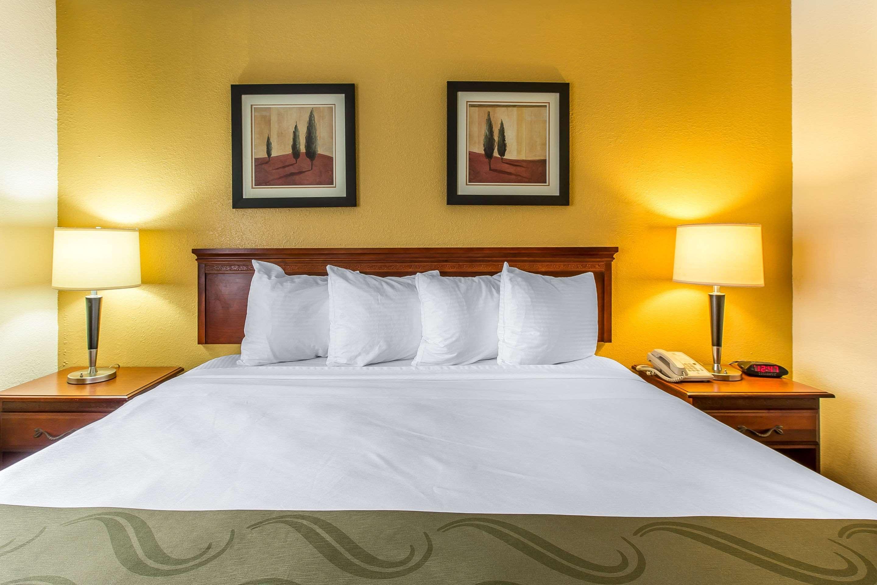 Quality Inn Montgomery South Hope Hull Exterior photo